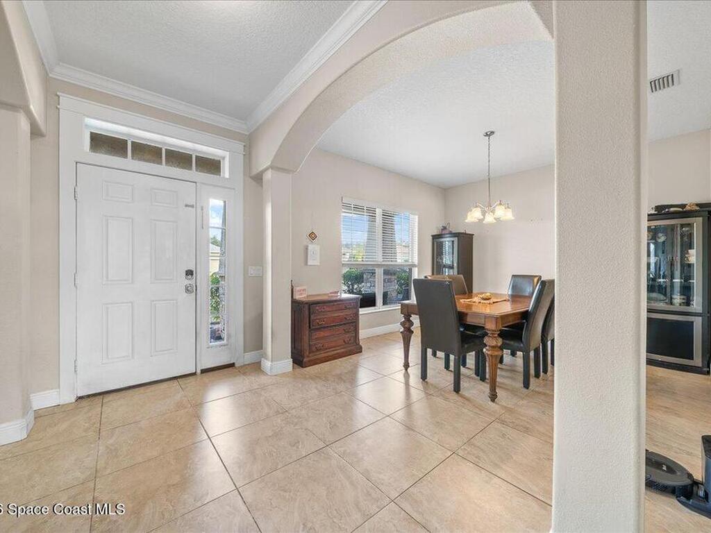 1611 Bridgeport Circle, Rockledge, FL 32955