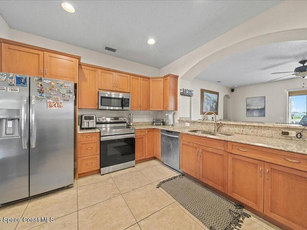 1611 Bridgeport Circle, Rockledge, FL 32955