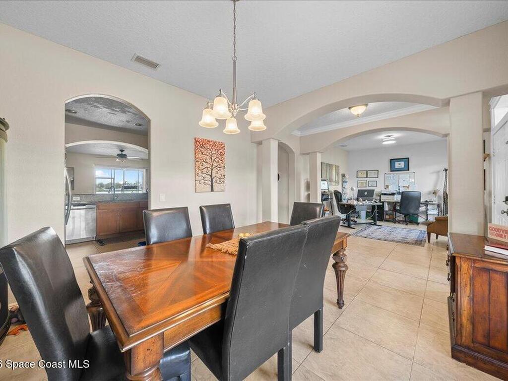 1611 Bridgeport Circle, Rockledge, FL 32955