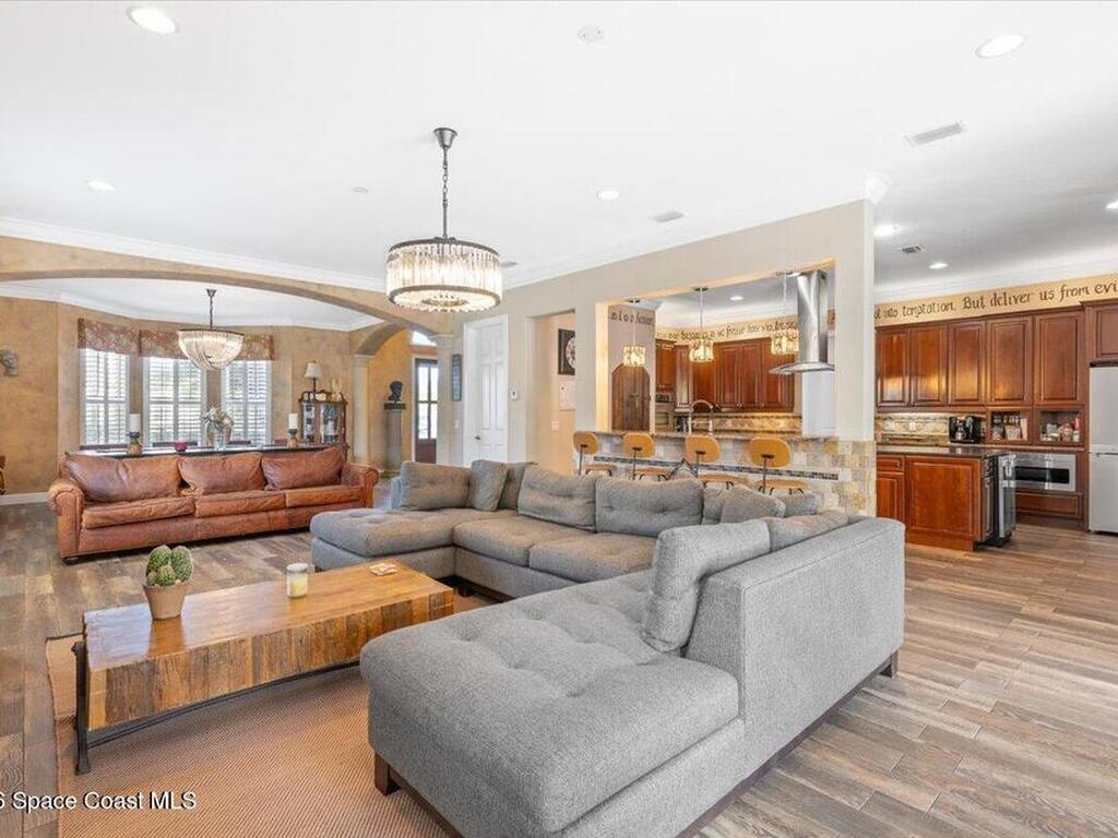 6140 55th Avenue, Vero Beach, FL 32967