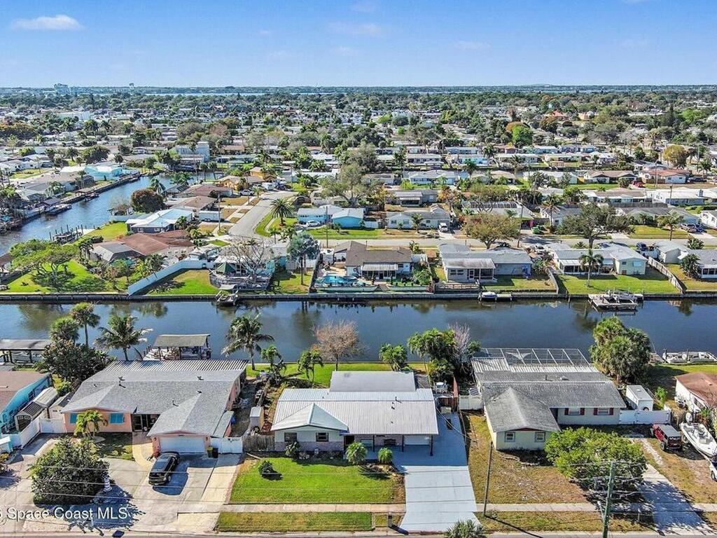 855 Richland Avenue, Merritt Island, FL 32953