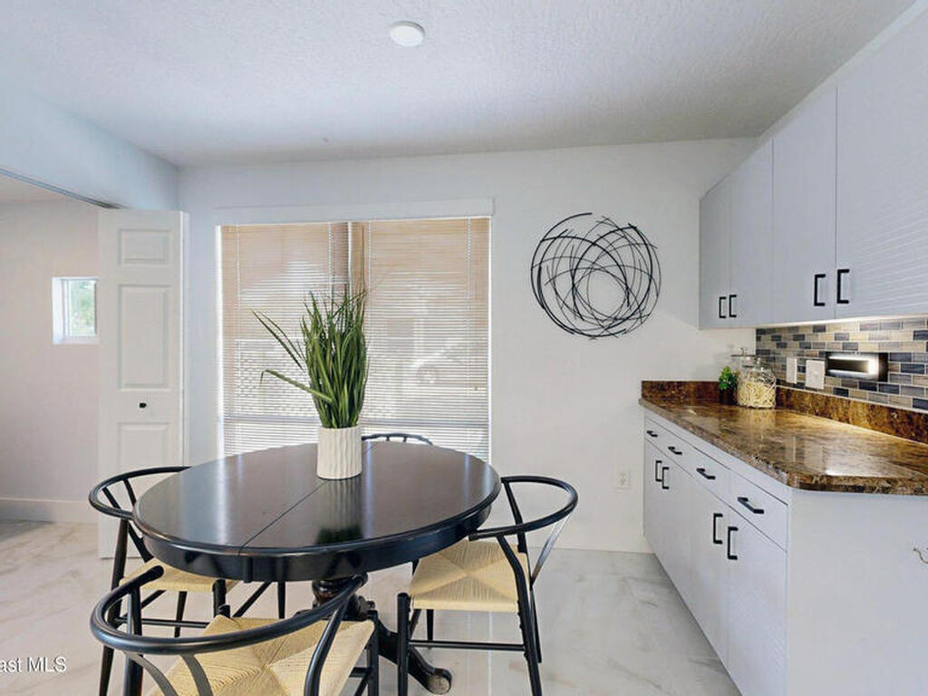 807 W Central Boulevard, Cape Canaveral, FL 32920