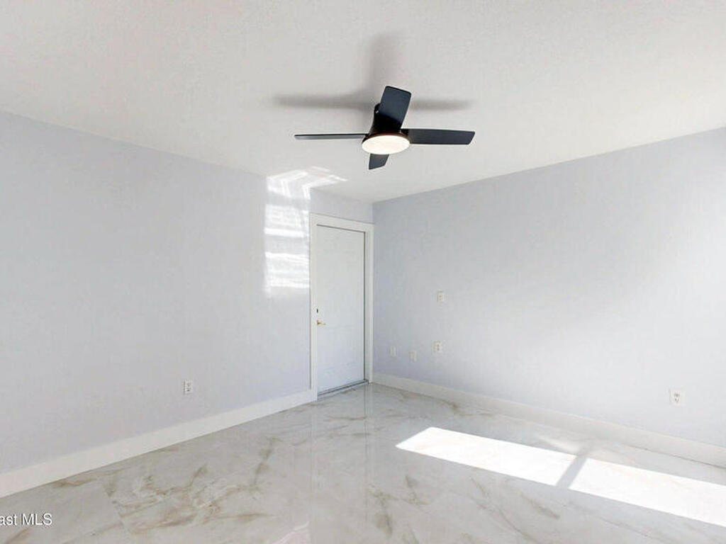 807 W Central Boulevard, Cape Canaveral, FL 32920