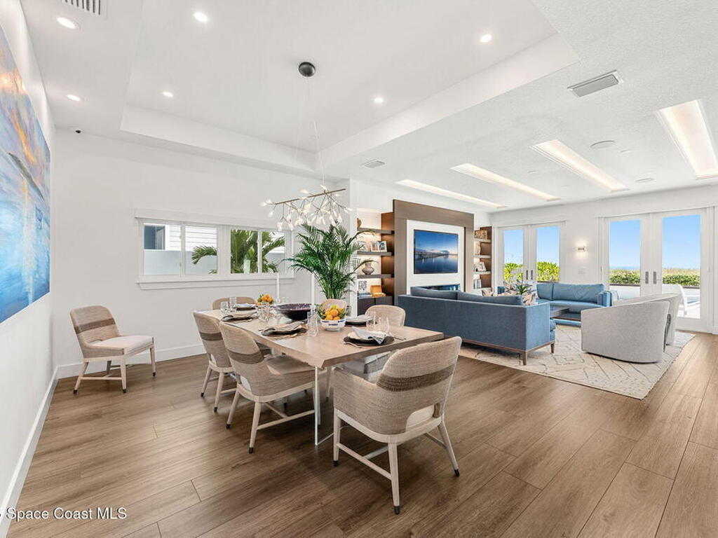 1081 S Atlantic Avenue, Cocoa Beach, FL 32931