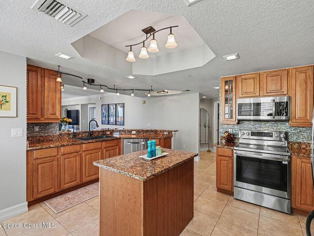 15 N Indian River Drive, Cocoa, FL 32922