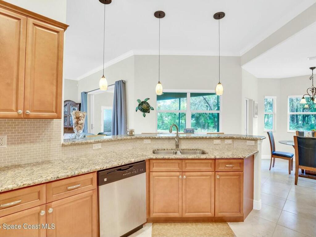 7445 36th Court, Vero Beach, FL 32967