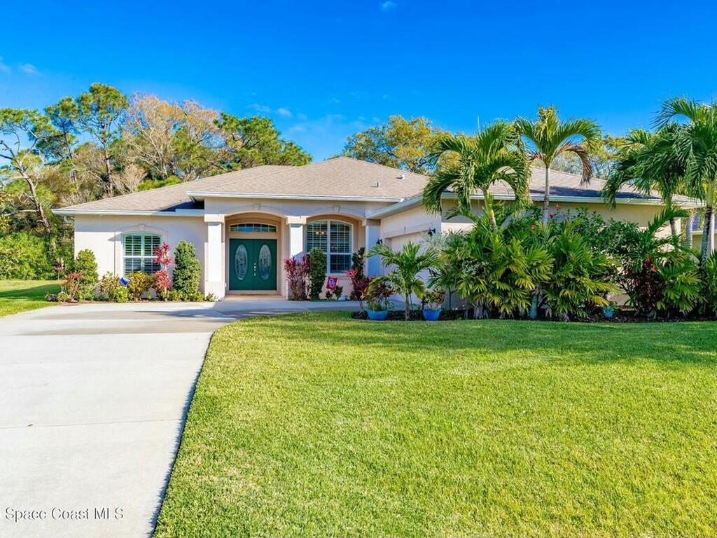 7445 36th Court, Vero Beach, FL 32967