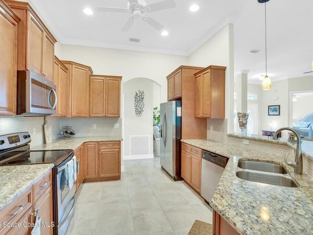 7445 36th Court, Vero Beach, FL 32967