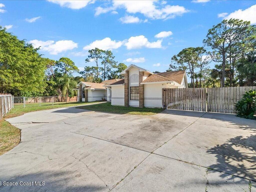 3055 Kershaw Court, Melbourne, FL 32934