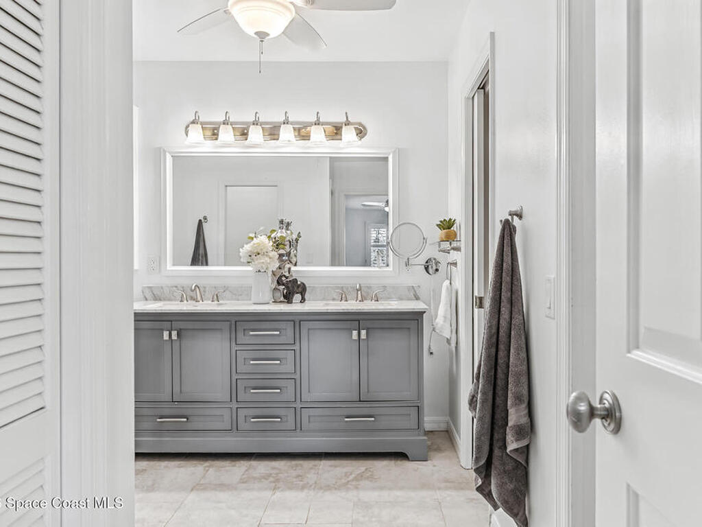 3069 Rio Bonita Street, Indialantic, FL 32903