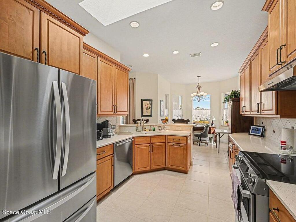 811 Glen Abbey Way, Melbourne, FL 32940