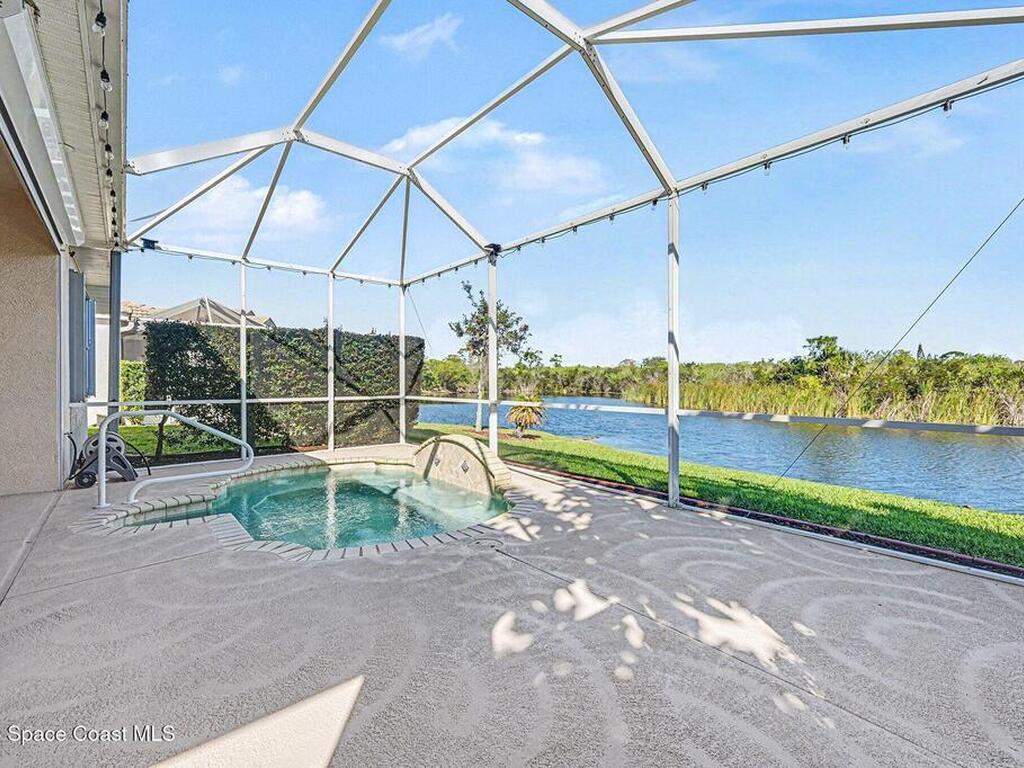 811 Glen Abbey Way, Melbourne, FL 32940