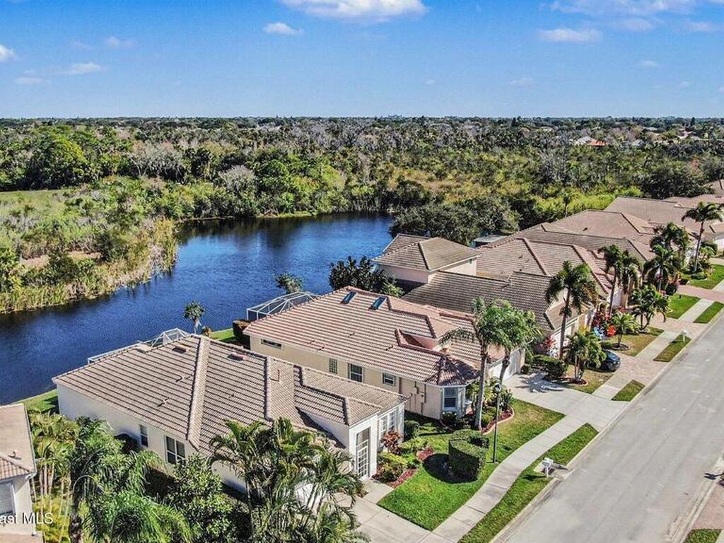 811 Glen Abbey Way, Melbourne, FL 32940