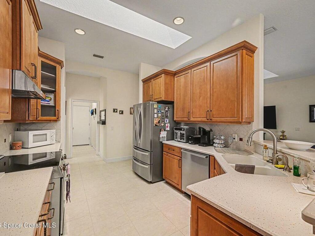 811 Glen Abbey Way, Melbourne, FL 32940