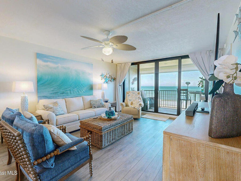 2815 S Atlantic Avenue, Cocoa Beach, FL 32931