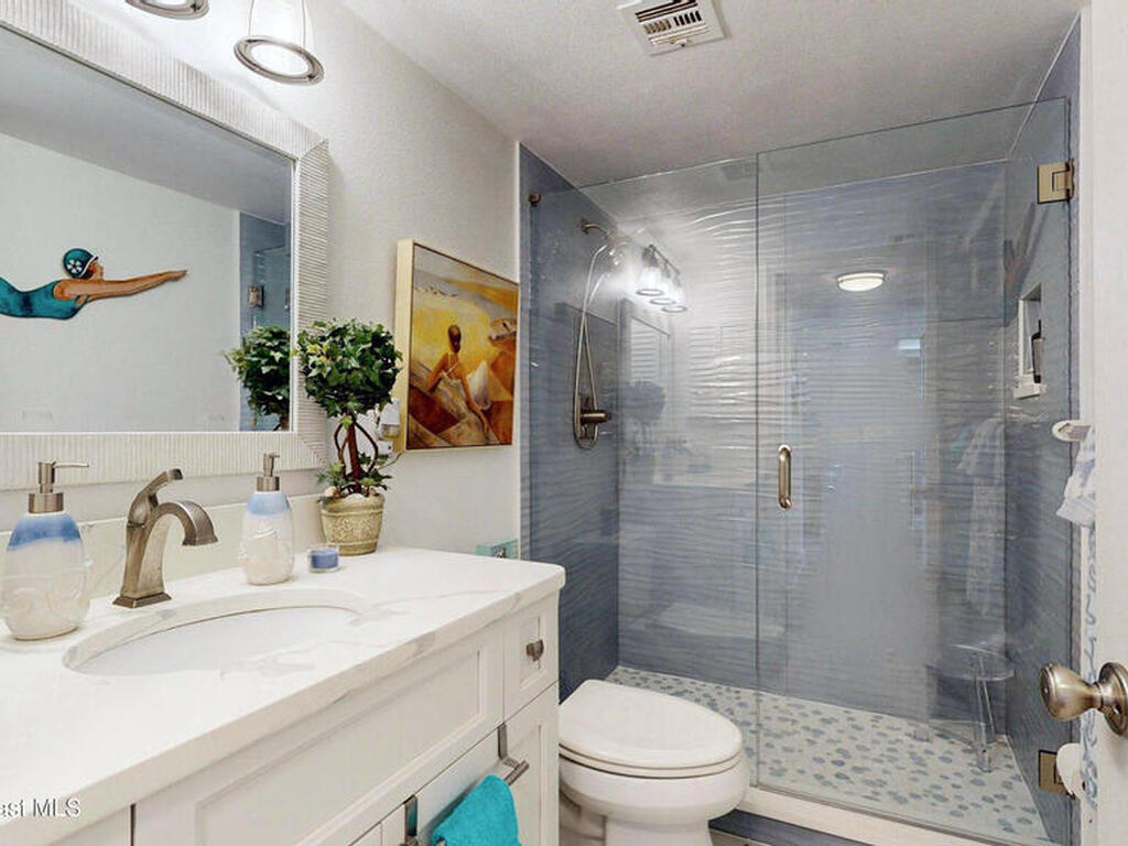 2815 S Atlantic Avenue, Cocoa Beach, FL 32931