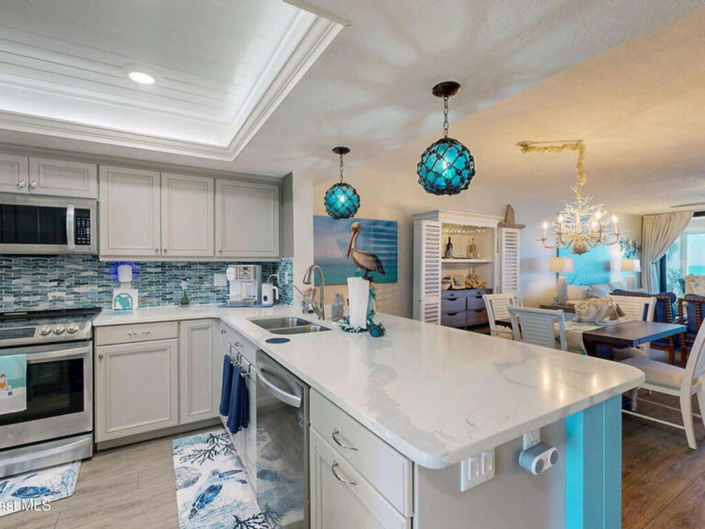 2815 S Atlantic Avenue, Cocoa Beach, FL 32931