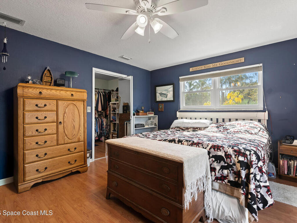 1985 Flashy Lane, Malabar, FL 32950