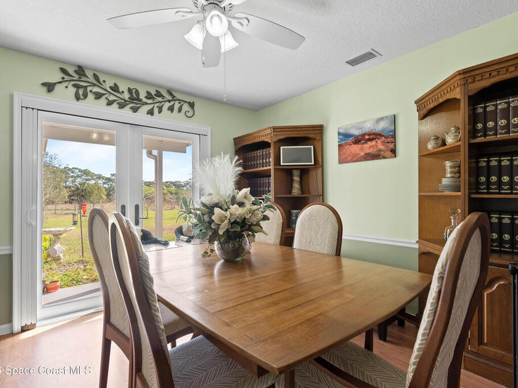 1985 Flashy Lane, Malabar, FL 32950