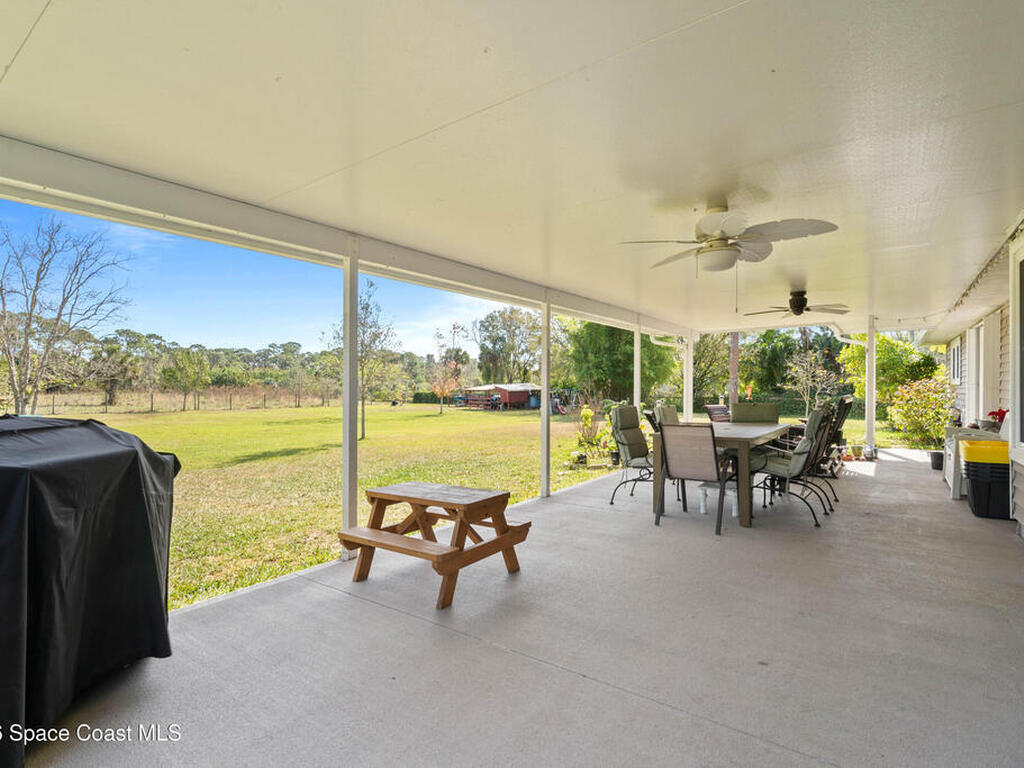 1985 Flashy Lane, Malabar, FL 32950