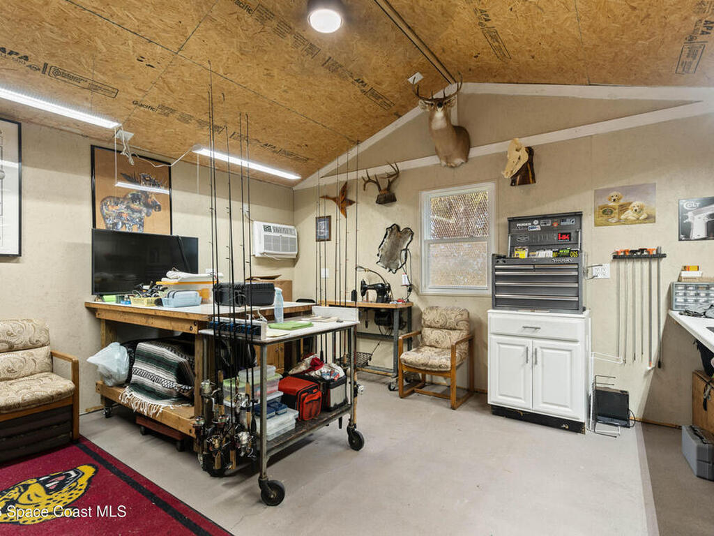 1985 Flashy Lane, Malabar, FL 32950