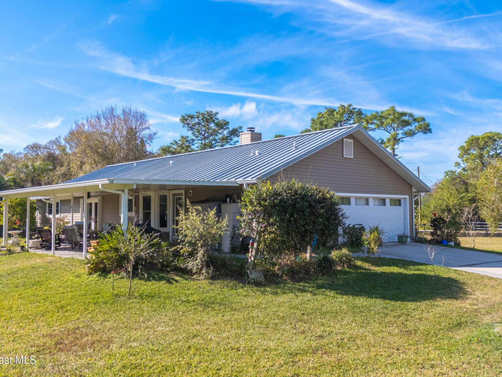 1985 Flashy Lane, Malabar, FL 32950