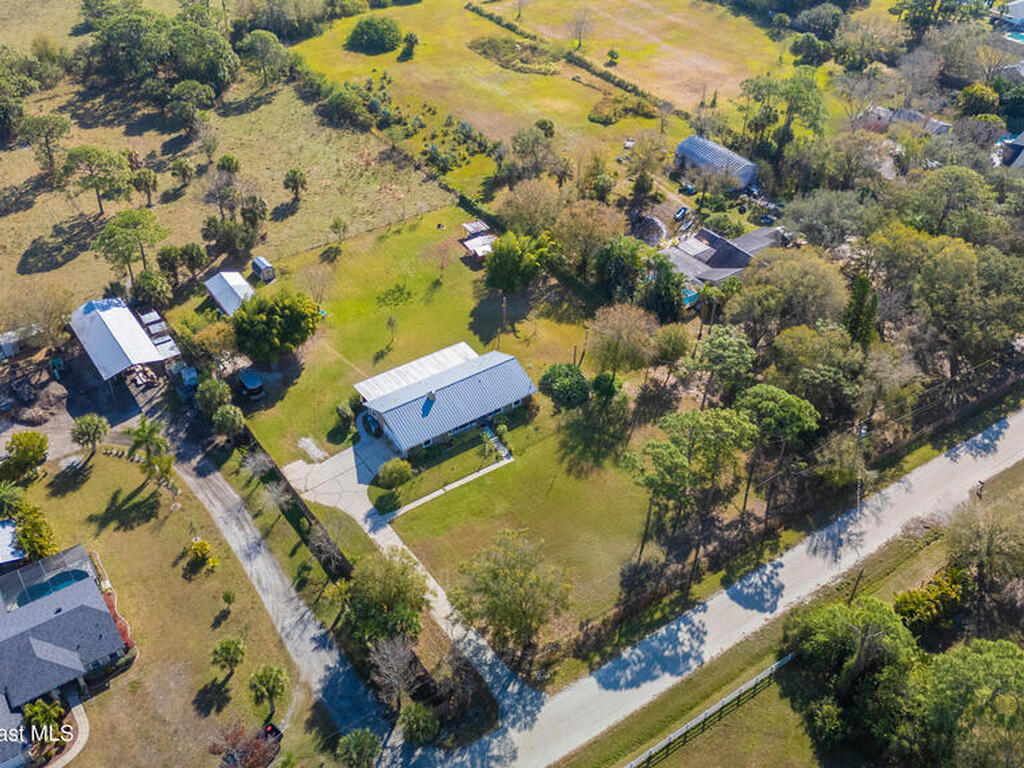 1985 Flashy Lane, Malabar, FL 32950
