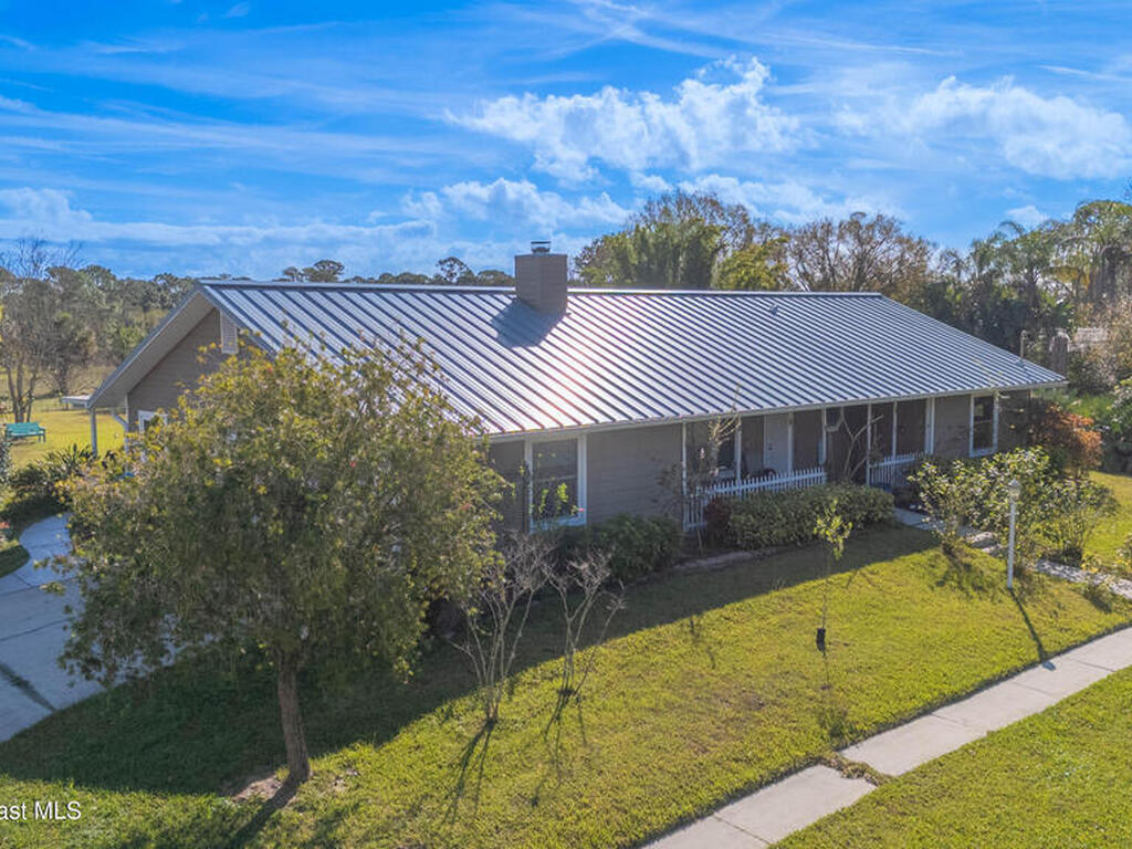 1985 Flashy Lane, Malabar, FL 32950