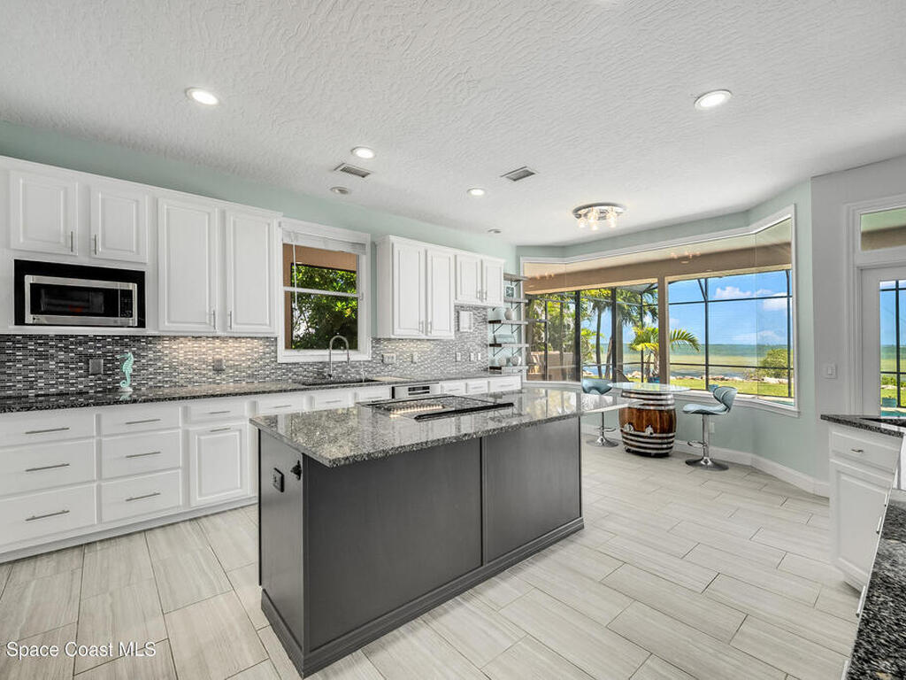 4070 S Tropical Trail, Merritt Island, FL 32952