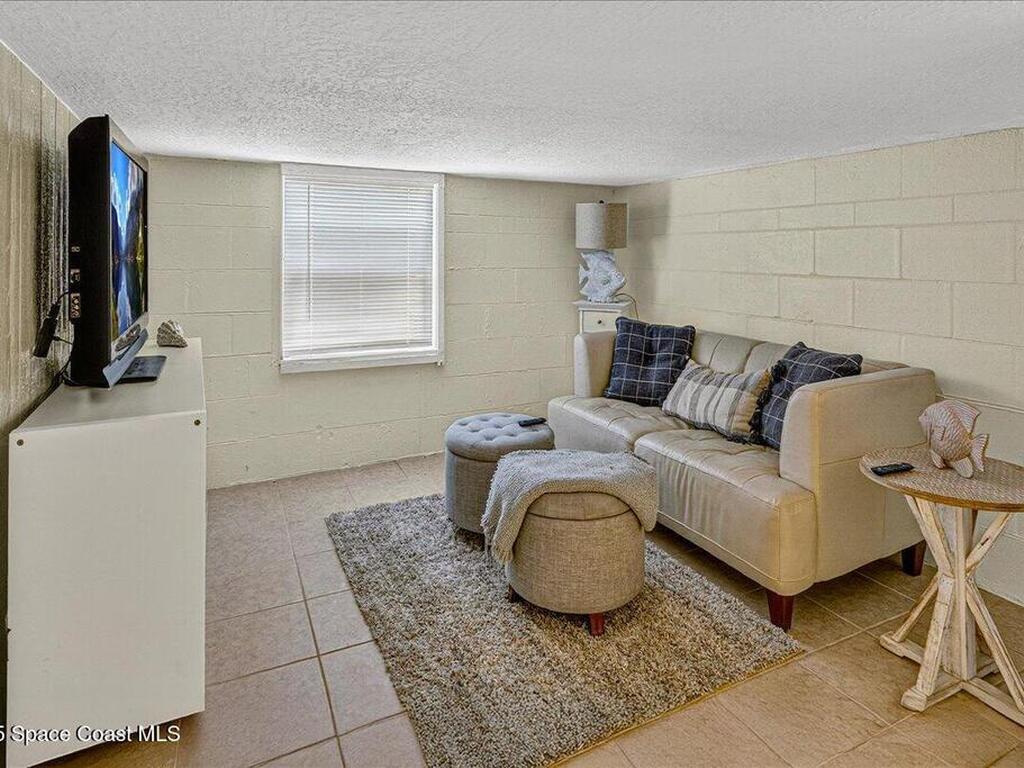 2007 Oak Street, Melbourne Beach, FL 32951