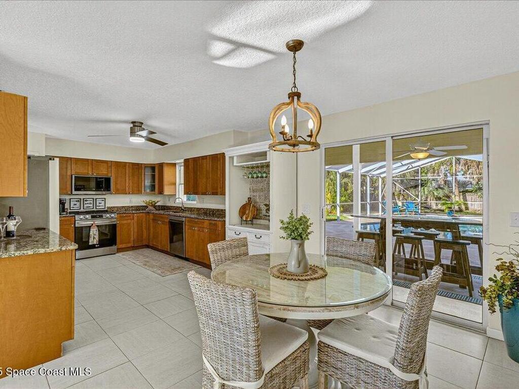2007 Oak Street, Melbourne Beach, FL 32951