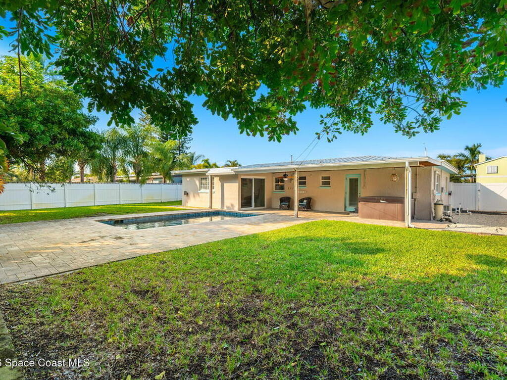 340 W Exeter Street, Satellite Beach, FL 32937