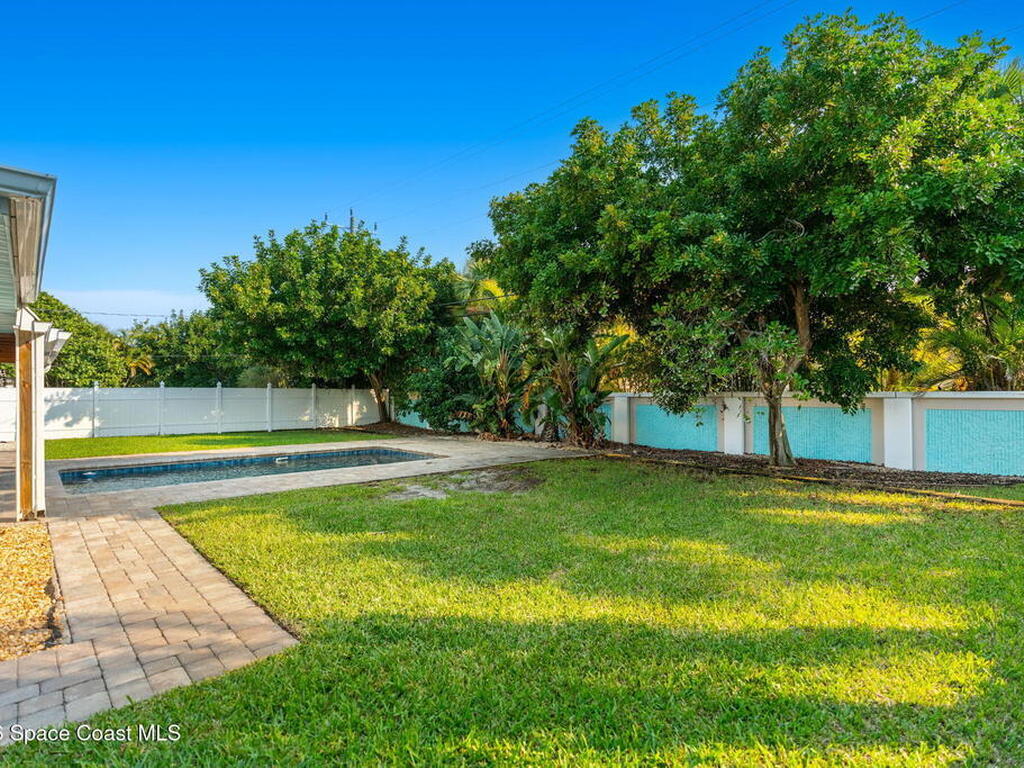 340 W Exeter Street, Satellite Beach, FL 32937