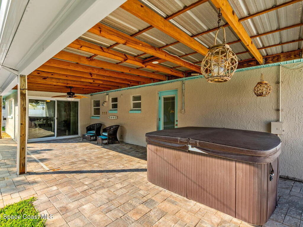 340 W Exeter Street, Satellite Beach, FL 32937