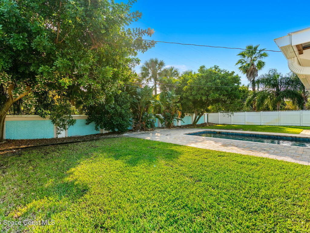 340 W Exeter Street, Satellite Beach, FL 32937