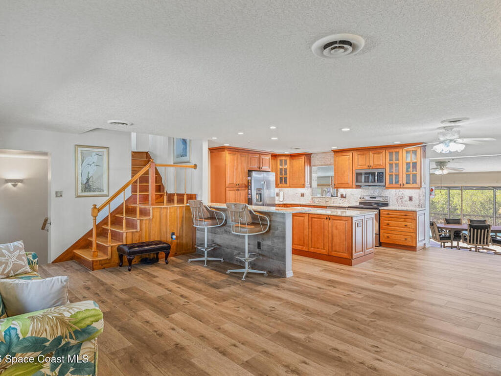 1210 Sun Circle, Melbourne, FL 32935