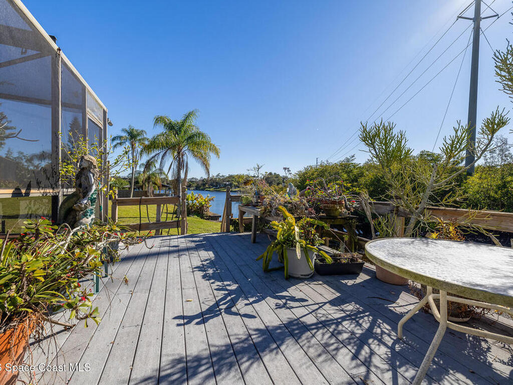 1210 Sun Circle, Melbourne, FL 32935