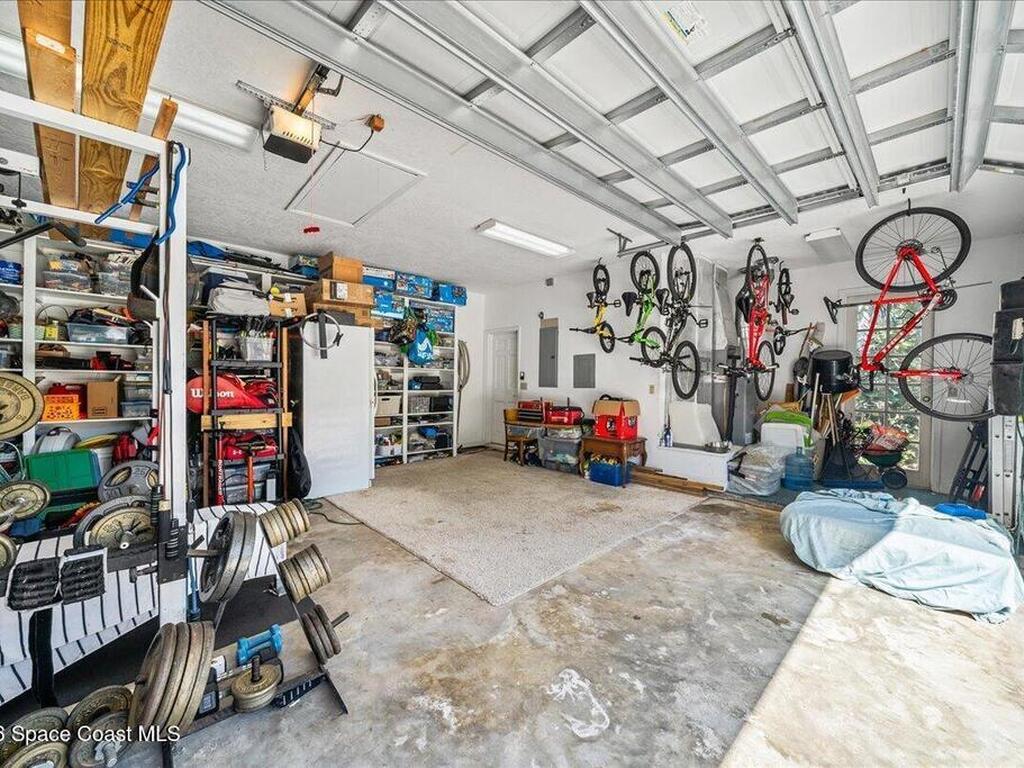 594 Hummingbird Drive, Indialantic, FL 32903