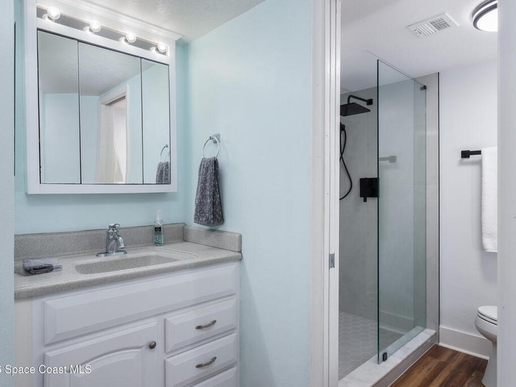 2815 S Atlantic Avenue, Cocoa Beach, FL 32931