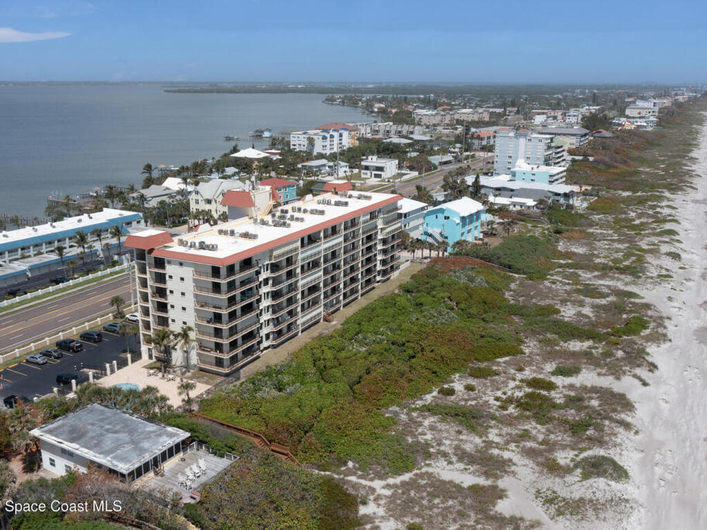 2815 S Atlantic Avenue, Cocoa Beach, FL 32931