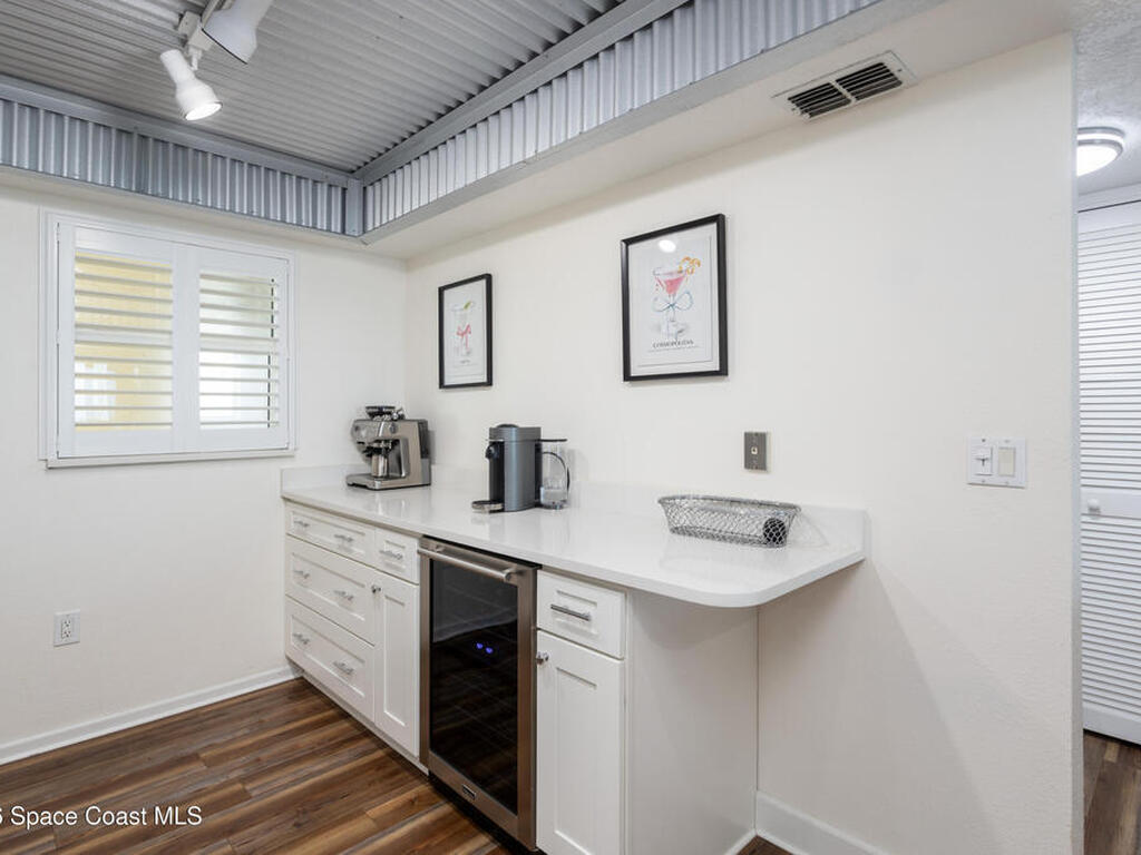 2815 S Atlantic Avenue, Cocoa Beach, FL 32931