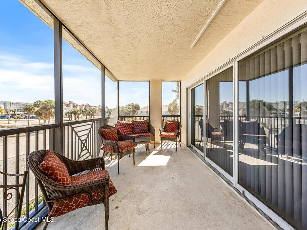 121 Lancha Circle, Satellite Beach, FL 32937