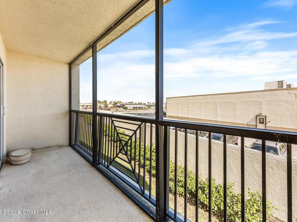 121 Lancha Circle, Satellite Beach, FL 32937