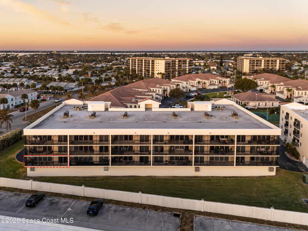 121 Lancha Circle, Satellite Beach, FL 32937