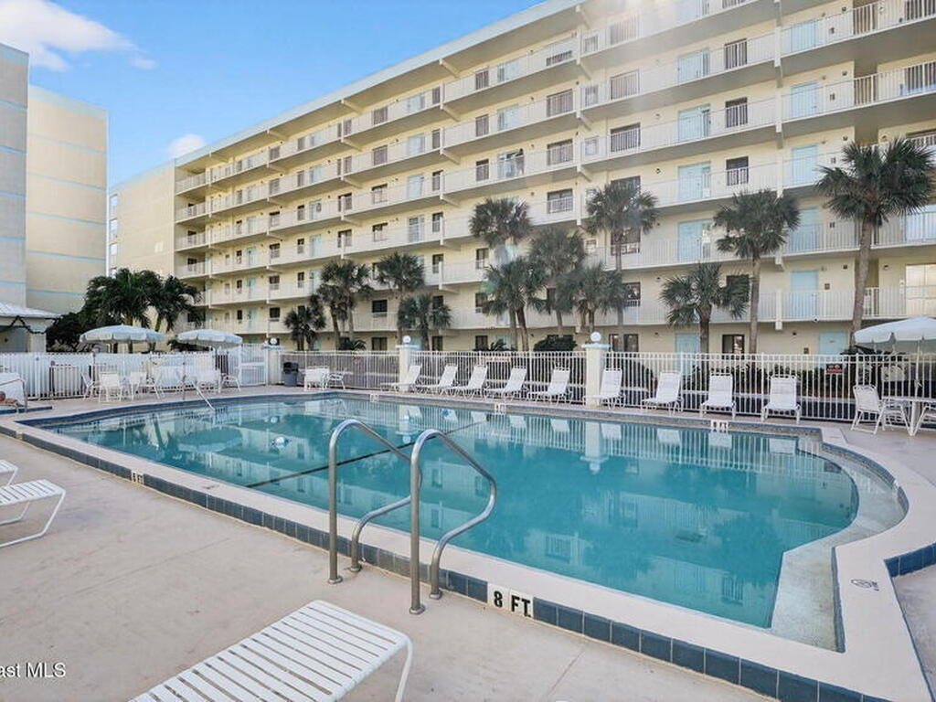 1050 N Atlantic Avenue, Cocoa Beach, FL 32931