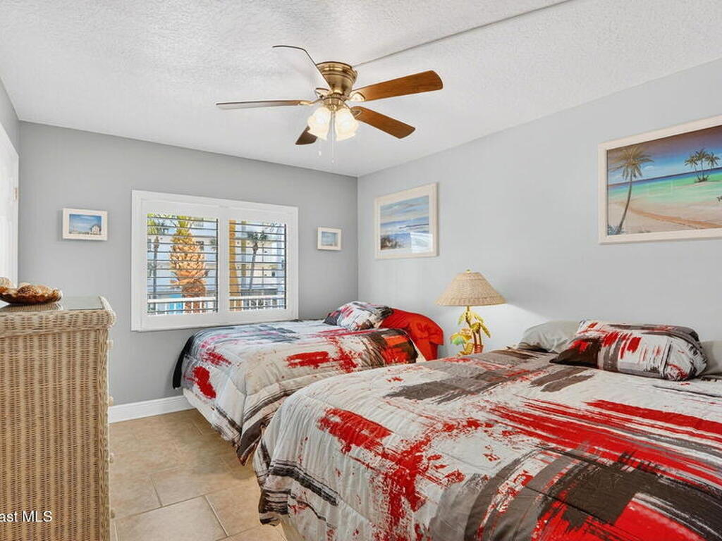 1050 N Atlantic Avenue, Cocoa Beach, FL 32931