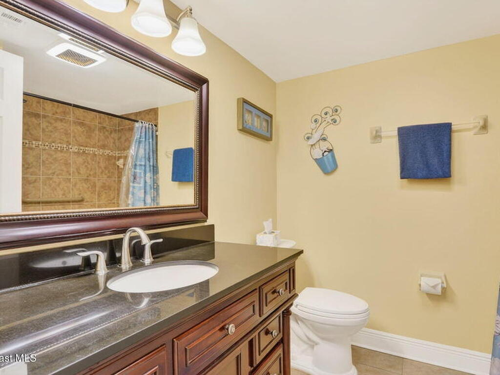 1050 N Atlantic Avenue, Cocoa Beach, FL 32931