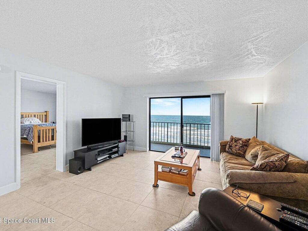 1455 Jimmy Buffett Memorial Highway, Satellite Beach, FL 32937