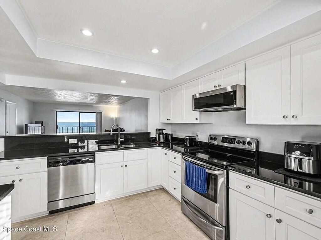 1455 Jimmy Buffett Memorial Highway, Satellite Beach, FL 32937