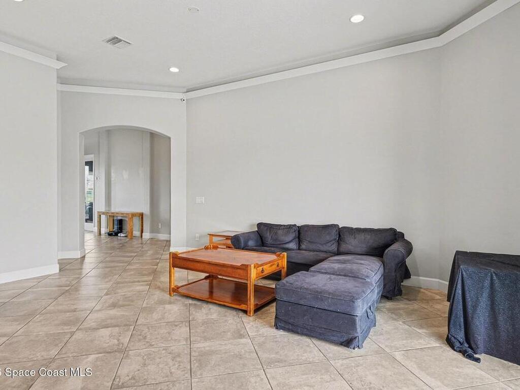 7661 Paragrass Avenue, Melbourne, FL 32940